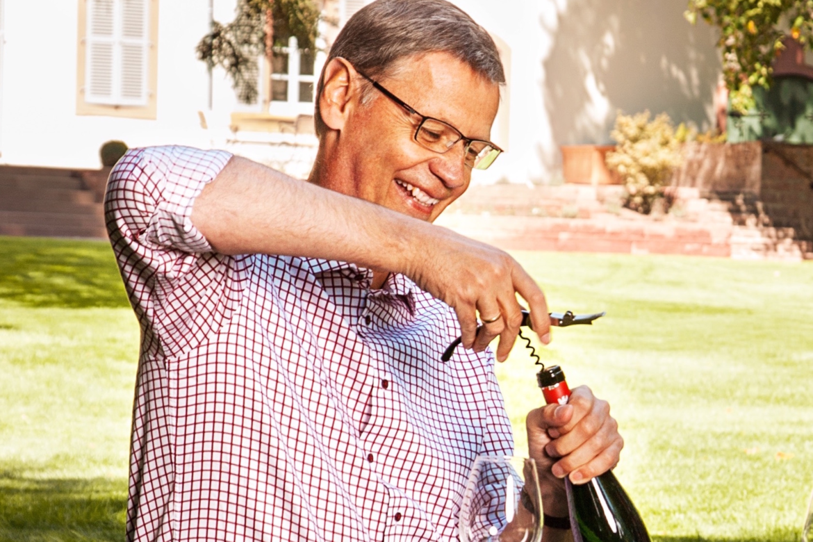 Günther Jauch als Winzer an Bord der EUROPA 2, Hapag-Lloyd Cruises