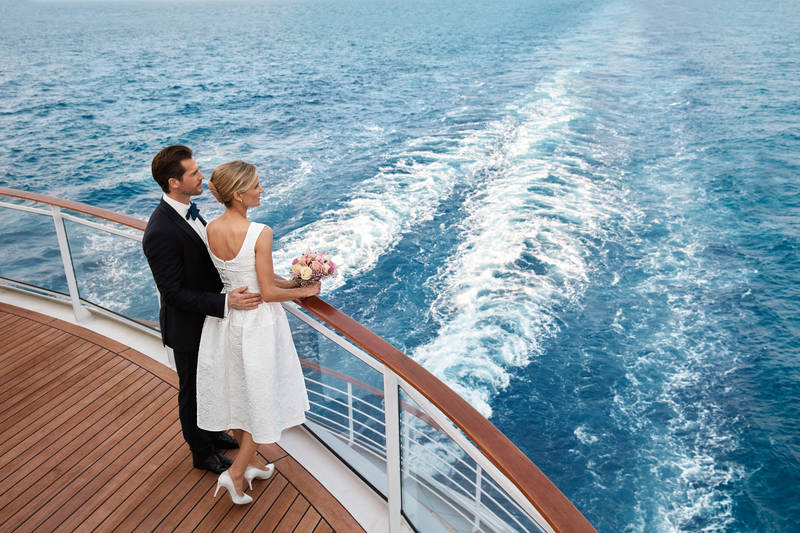 EUROPA_2_Wedding_Hapag Lloyd