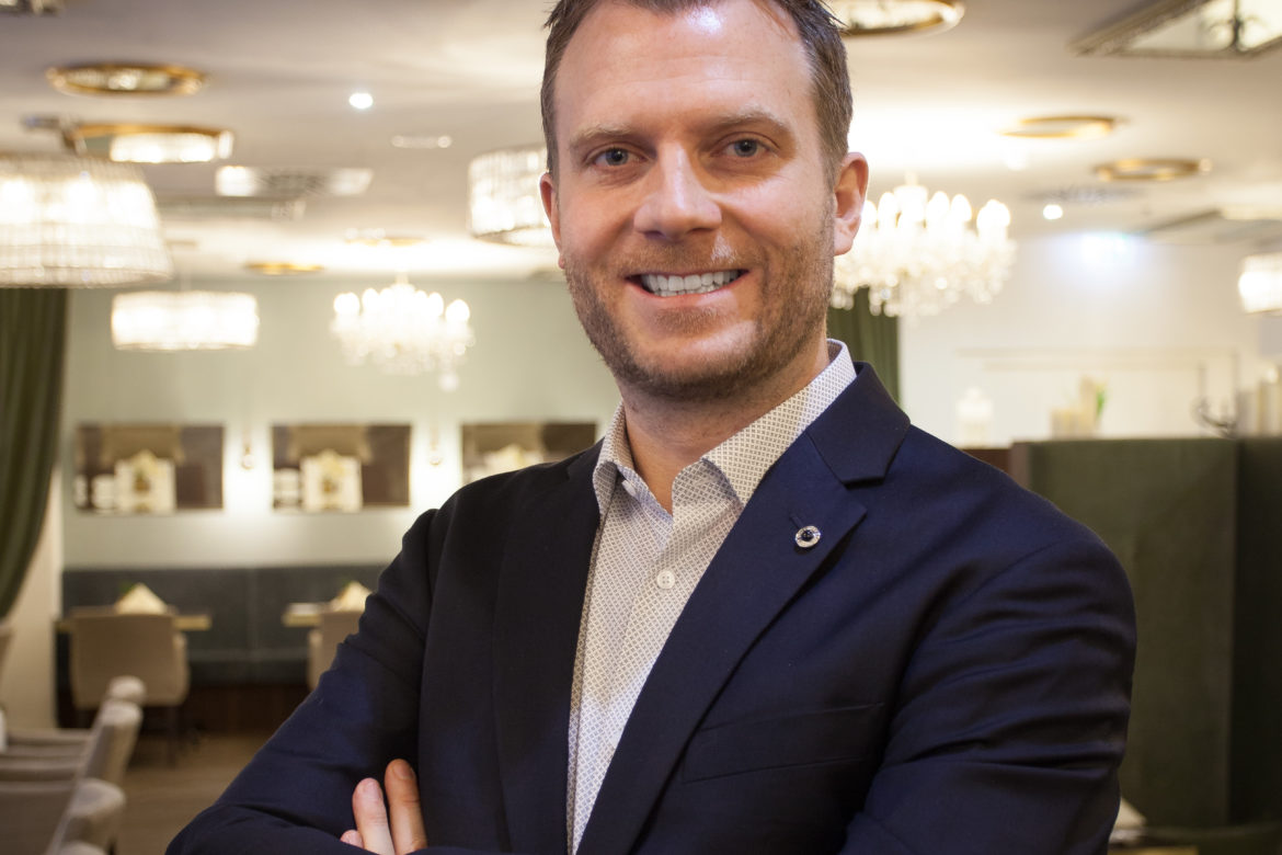 Martin Schrödl ist Hotelmanager im neuen MAXX by Steigenberger Hotel Vienna © Marcus Schwebler