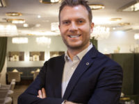 Martin Schrödl ist Hotelmanager im neuen MAXX by Steigenberger Hotel Vienna © Marcus Schwebler