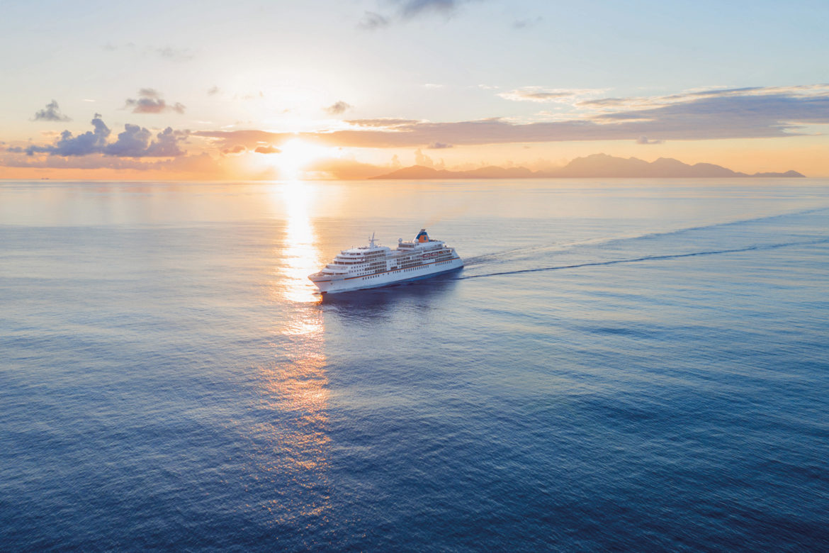 EUROPA 2_auf_See_HL Cruises_Highlights