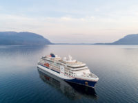 Hapag-Lloyd Cruises, Hanseatic Nature [ (c) Hapag-Lloyd-Kreuzfahrten,Alle Bilder zur honorarfreien Nutzung mit dem vollstndigen Bildnachweis "Hapag-Lloyd Cruises / Tor Erik Kvalsvik" È Die Bilder drfen nur im Rahmen einer Berichterstattung ber Hapag-Lloyd Cruises verwendet werden, All Photos intended for editorial use. All image use free of charge. Photocredit: Hapag-Lloyd Cruises /Tor Erik Kvalsvik. ]