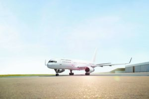 Privatjet_Albert_Ballin_Rollfeld_Hapag-Lloyd Cruises